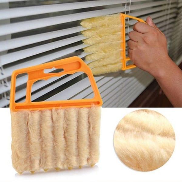 BlindsBrush, perie inovatoare din microfibre care curăță jaluzelele de două ori mai repede pe ambele părți simultan - Image 5