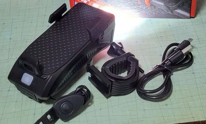 FastBike, o lumină pentru bicicletă, stație de încărcare, suport pentru telefon și clopoțel, toate într-un singur produs - Image 10