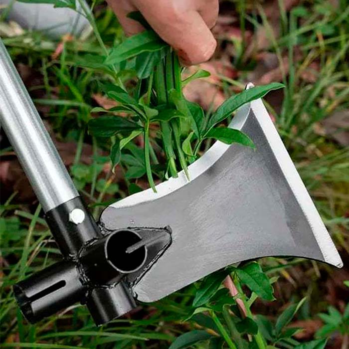 Instrumentul este conceput să fie o lopată și un dispozitiv de curățat buruienile într-unul singur!