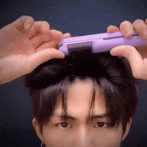 HAIRWONDER, Mini placă de îndreptat părul - video