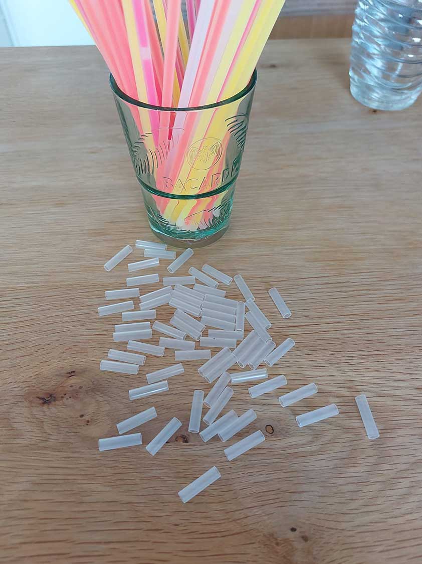 NeonGlowSticks, un set de bețișoare de neon și alte accesorii distractive - Image 10