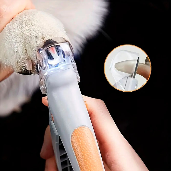 PawGloTrim, clește pentru tăierea ghearelor cu lumină LED - Image 3