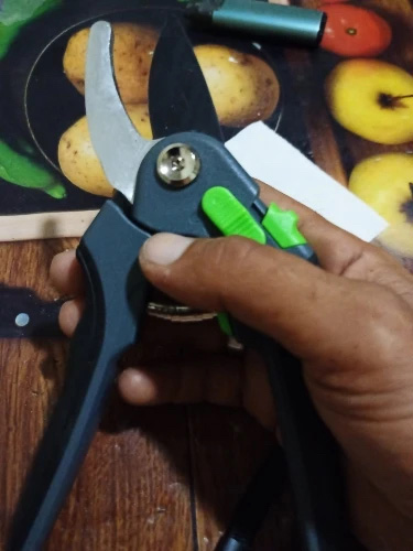 Pruner, foarfeci de tăiere și de curățare - Image 10
