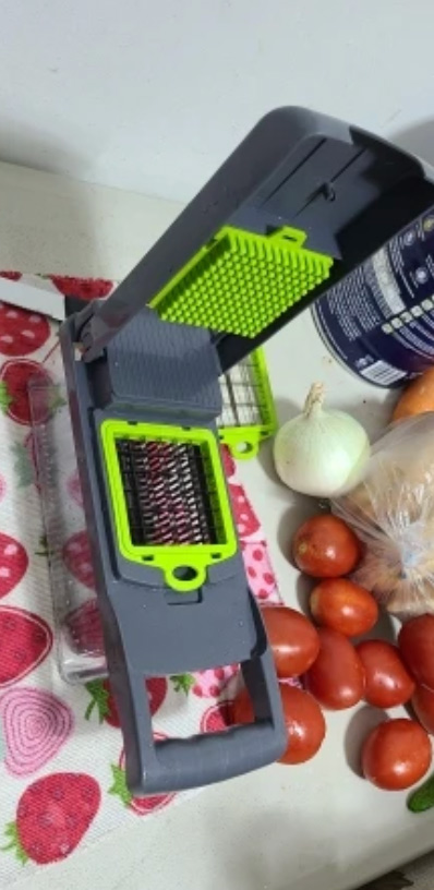 Slicy, tocător de legume și fructe cu 7 lame diferite - Image 9