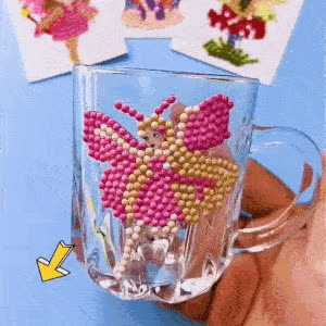 SparkleStickers, set creativ pentru aplicarea de diamante colorate pe autocolante - video