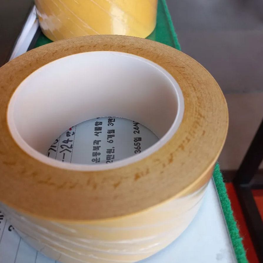 StrongTape, bandă adezivă dublă față puternică (diametru 5 cm) - Image 9